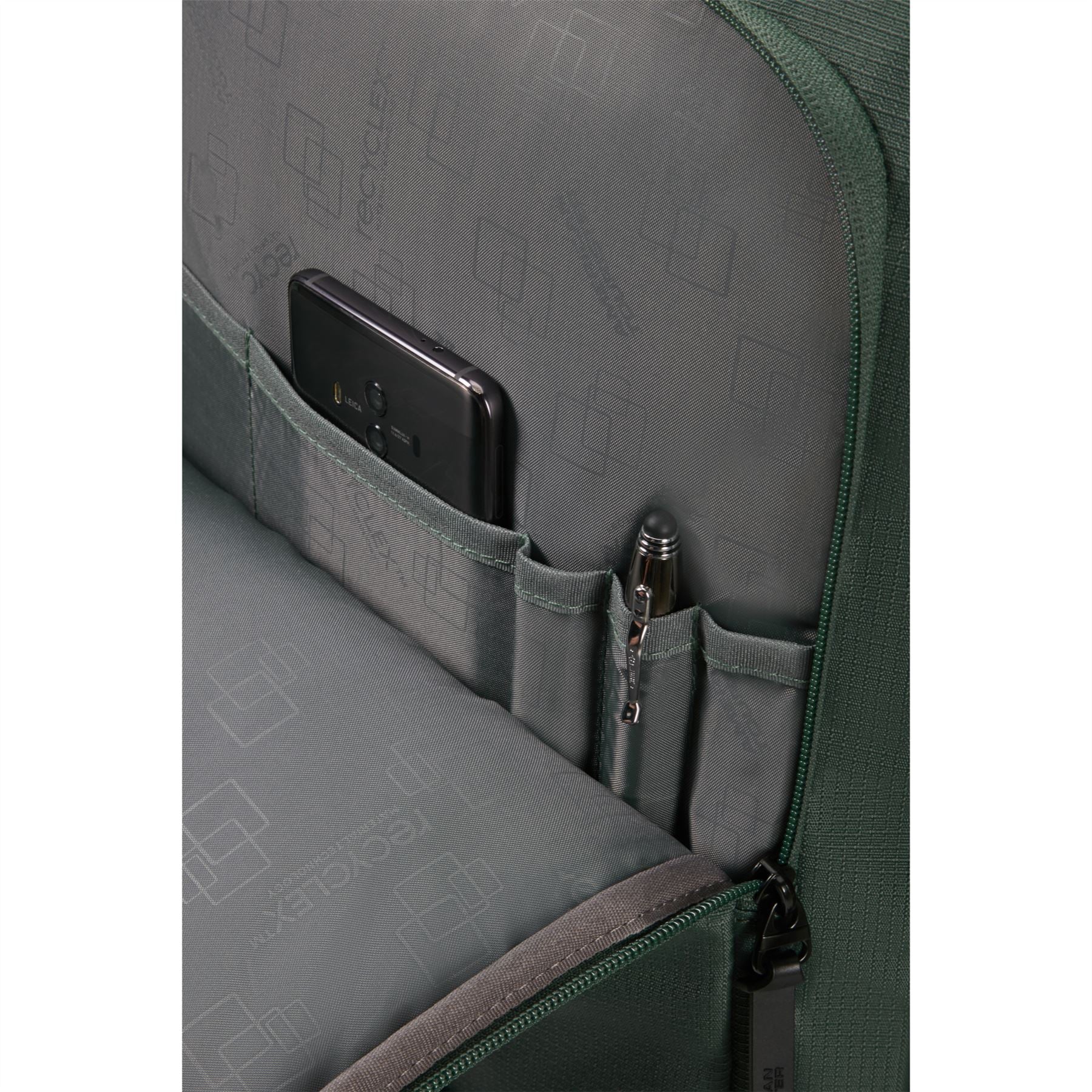 American Tourister Take2Cabin M Easyjet Backpack/Holdall - Image 18