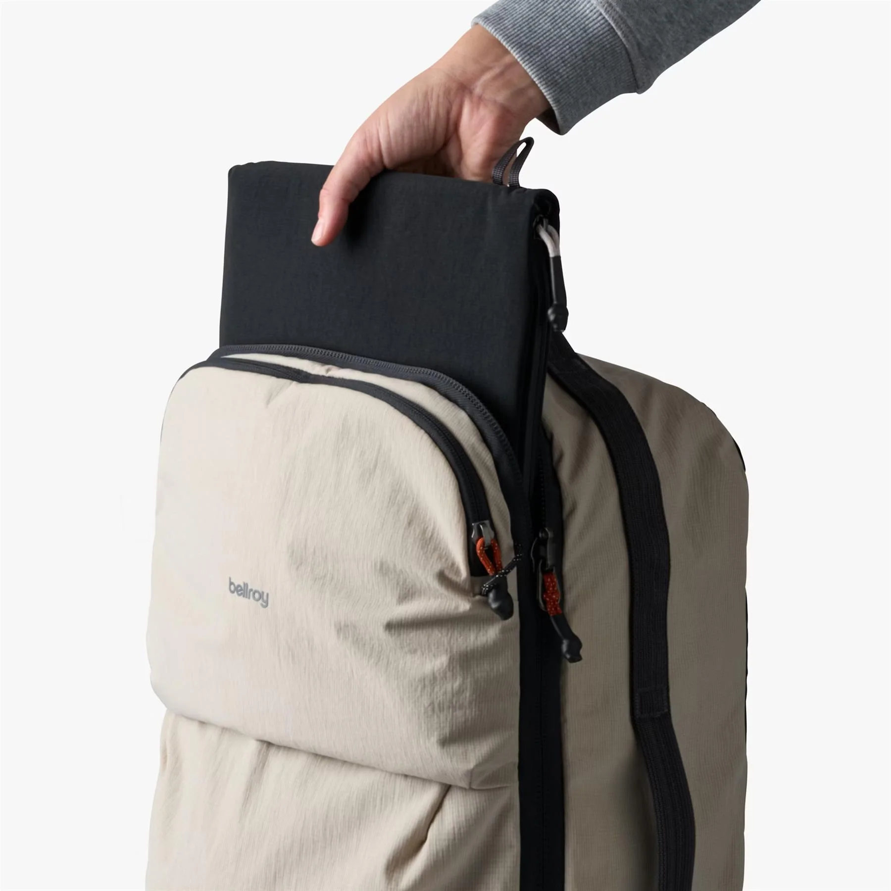 Bellroy Lightweight Lite Carry-On Rolling Holdall - Image 24