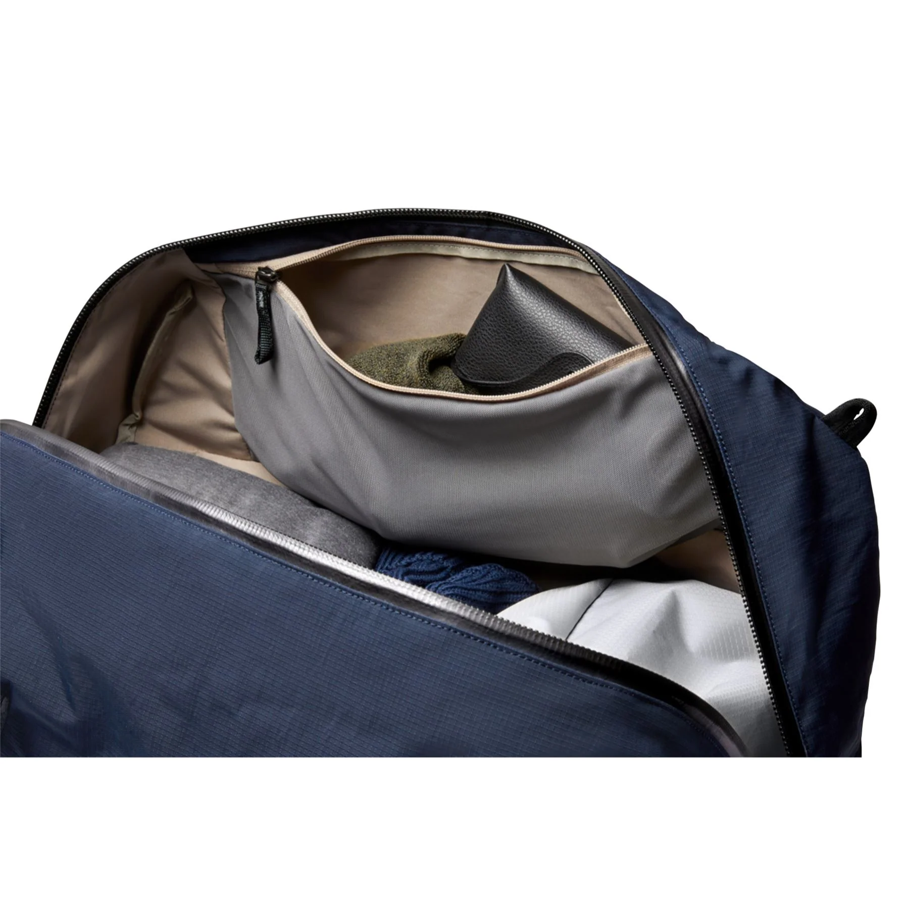 Bellroy Venture Duffel Holdall - Image 35