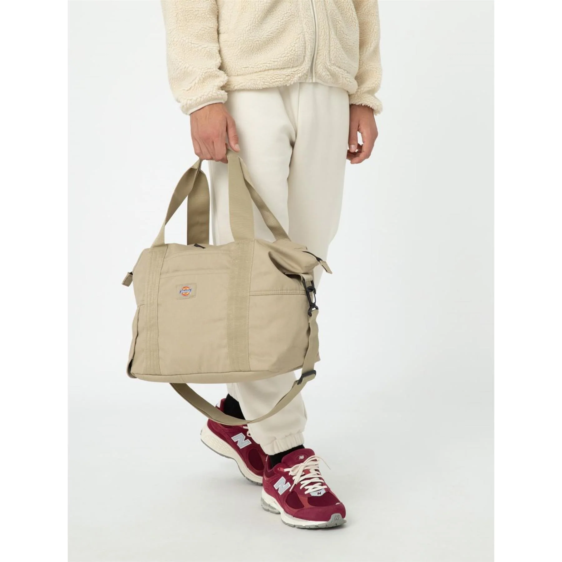 Dickies weekender Holdall Bag - Image 4