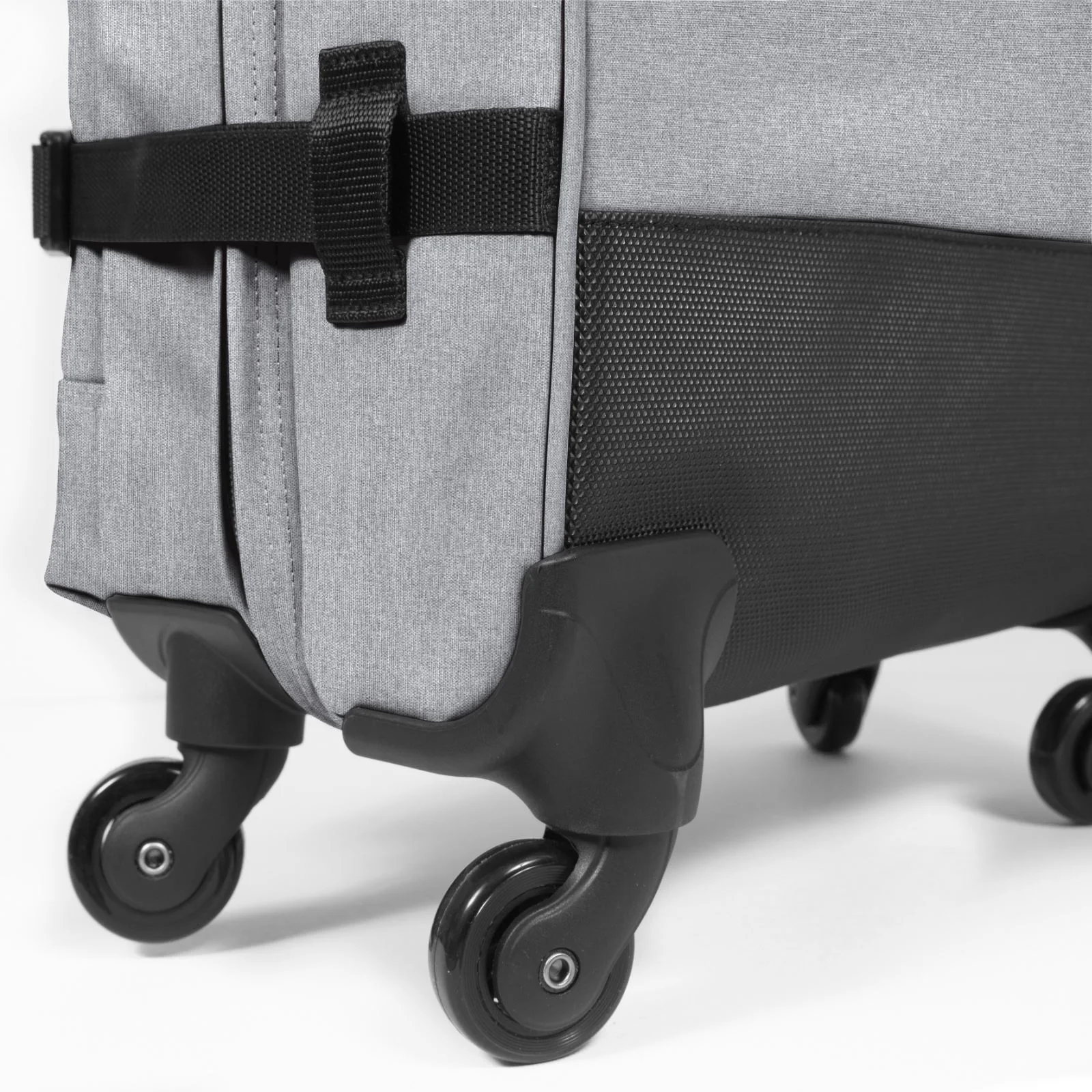 Eastpak Trans4 4 Wheel Rolling Holdall - Image 37