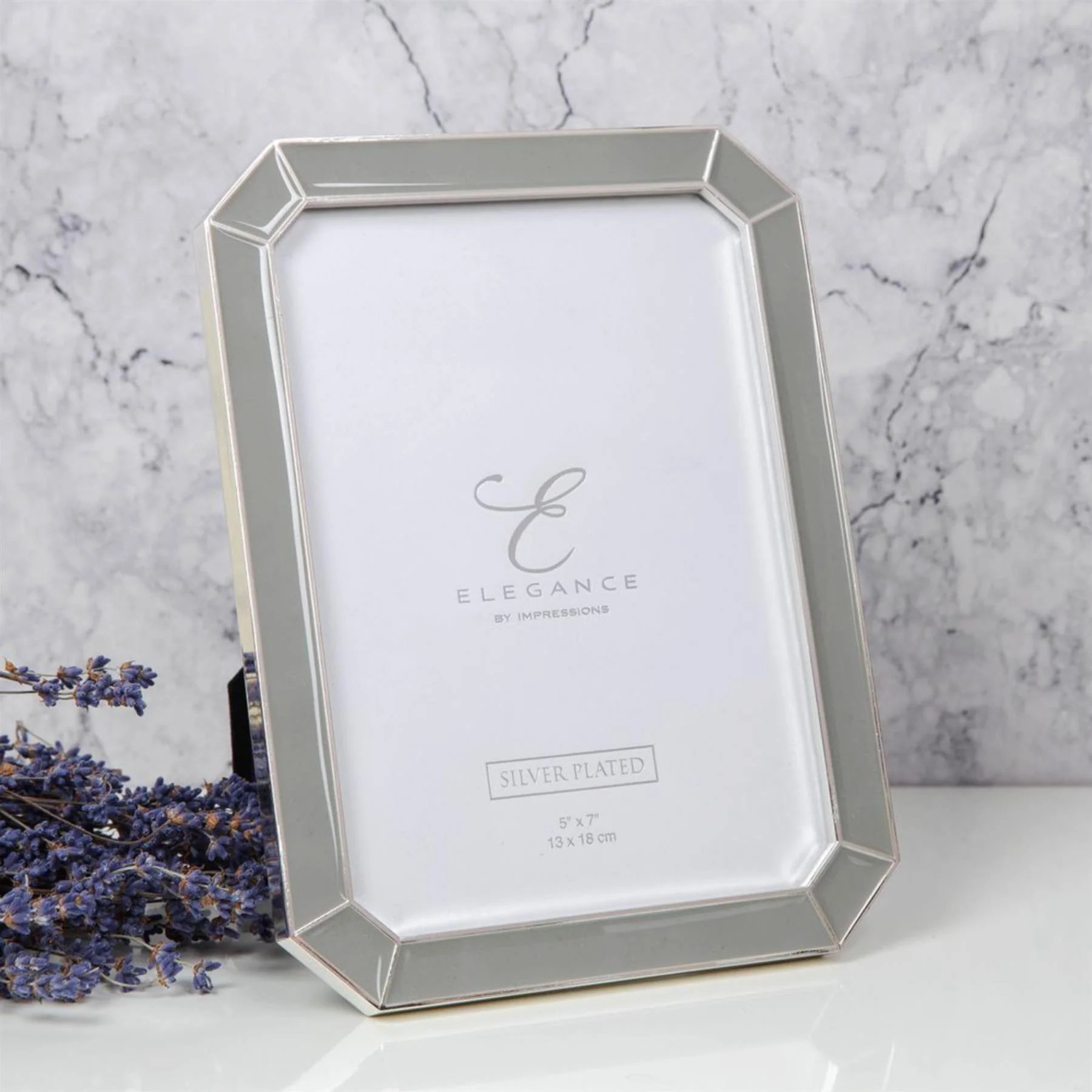 Elegance by Impressions Silver Plated Scalloped Grey Epoxy Photo Frame