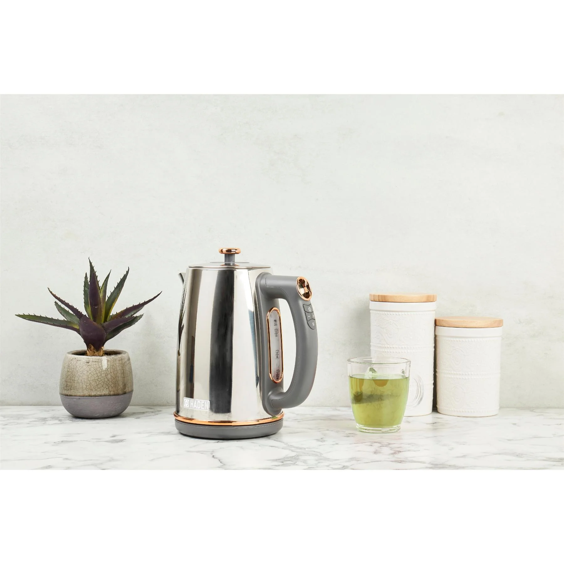 Haden Dorchester Chrome & Rose Gold 1.7litre Capacity Kettle - Image 4