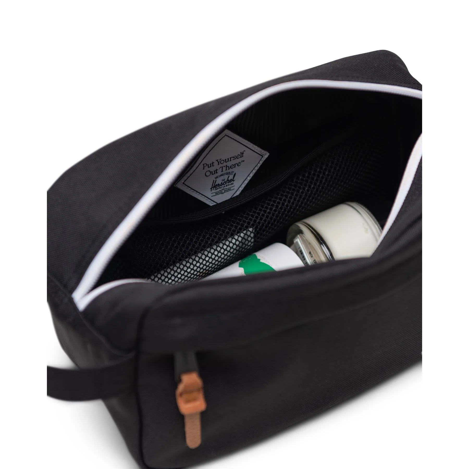 Herschel Travel Kit Washbag - Image 20