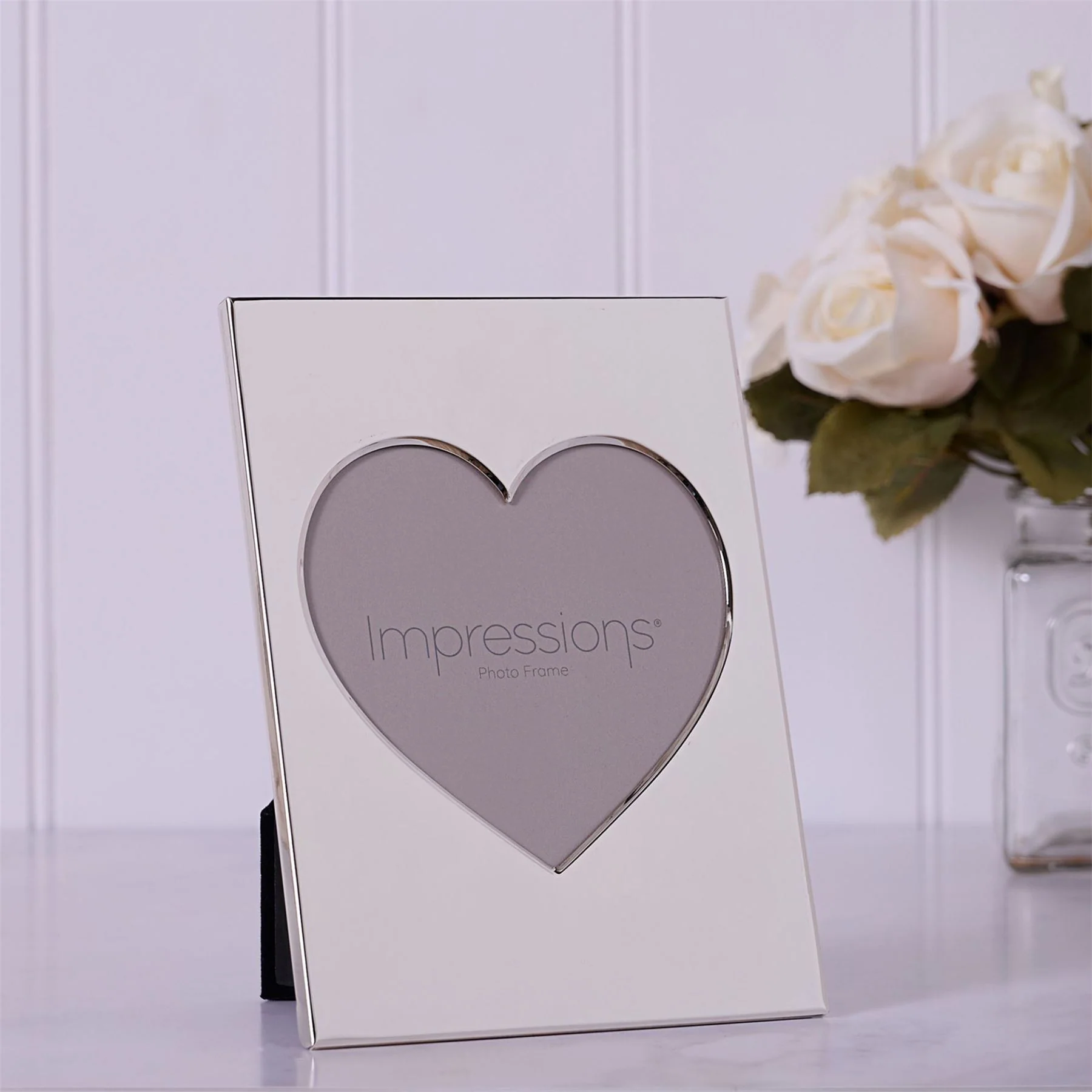 Impressions Heart Aperture Metal Plated Frame - Image 3