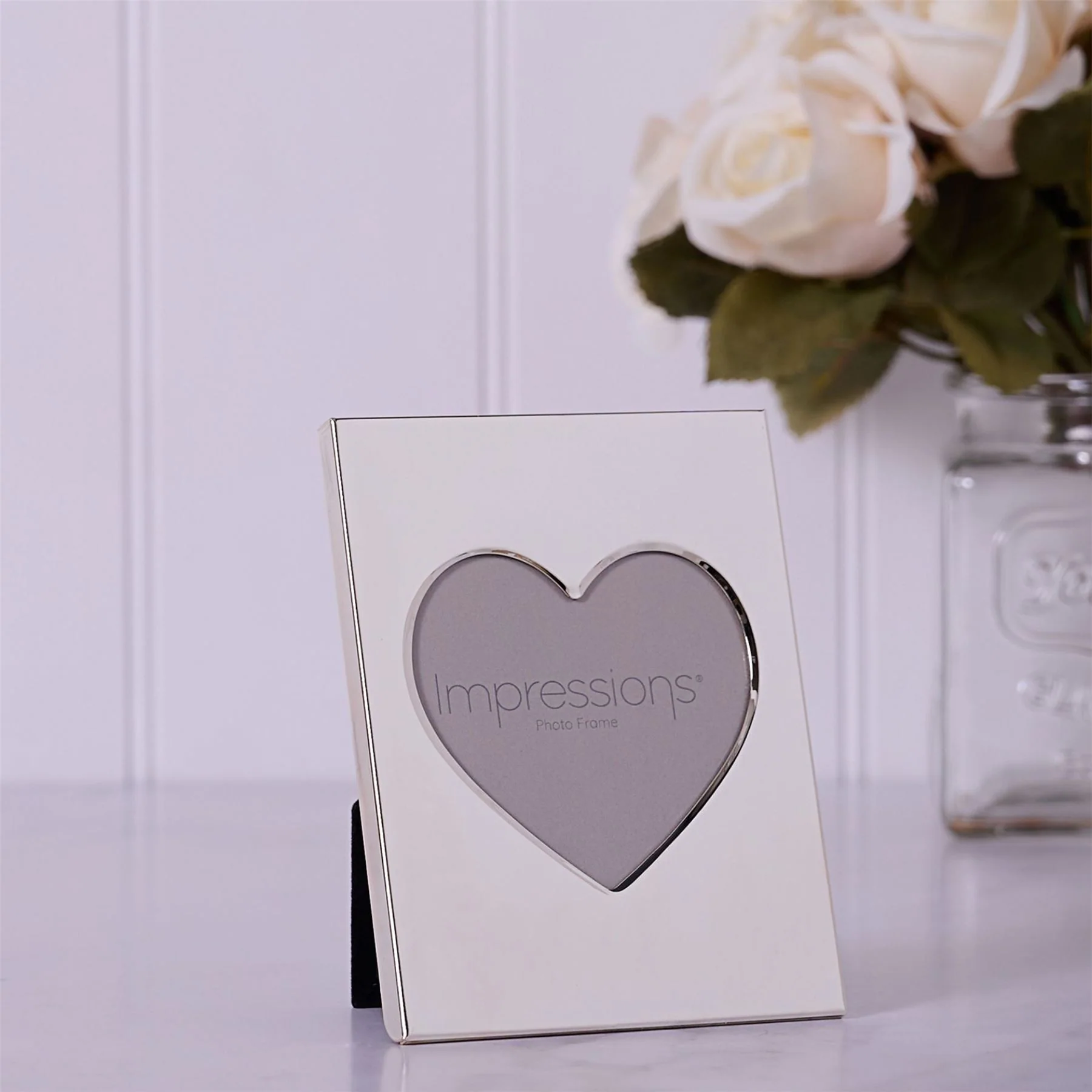 Impressions Heart Aperture Metal Plated Frame - Image 6