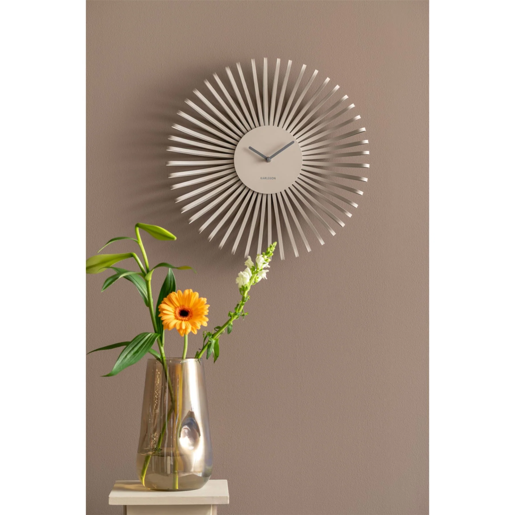 Karlsson Polo 3D Effect Wall Clock - Image 11