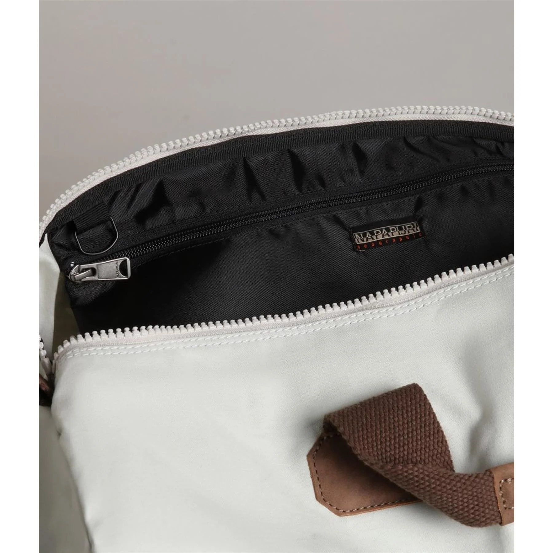 Napapijri Bering Duffle Bag - Image 23