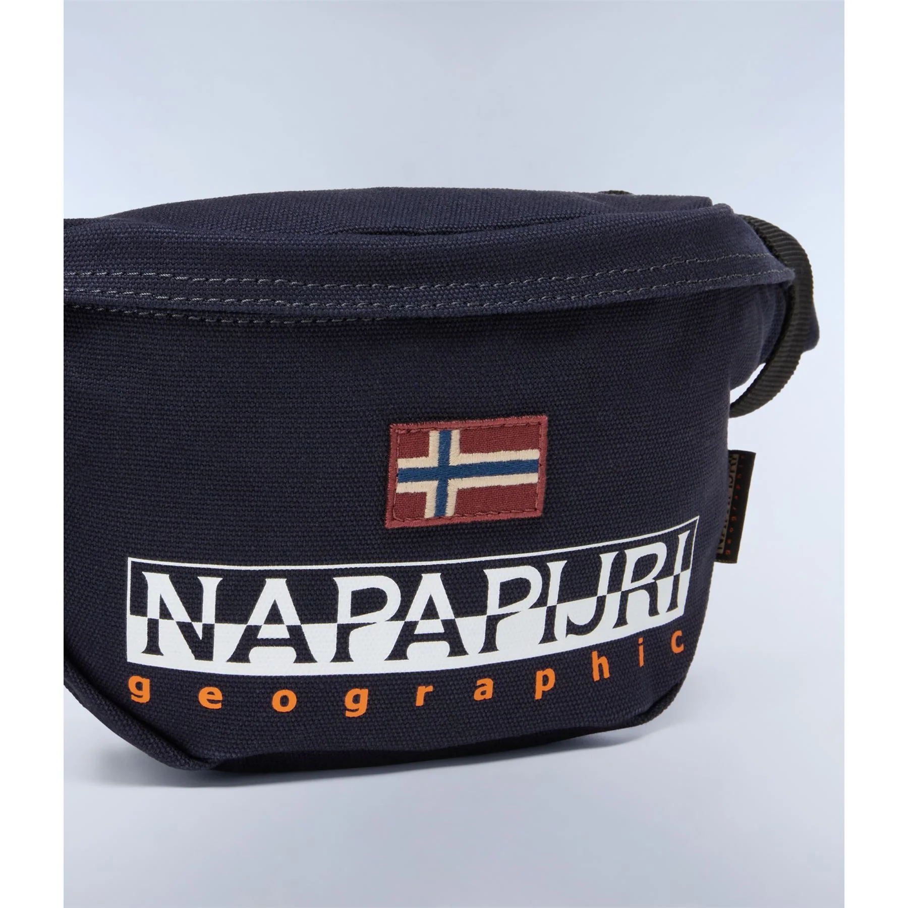 Napapijri Hering Bum Bag - Image 17