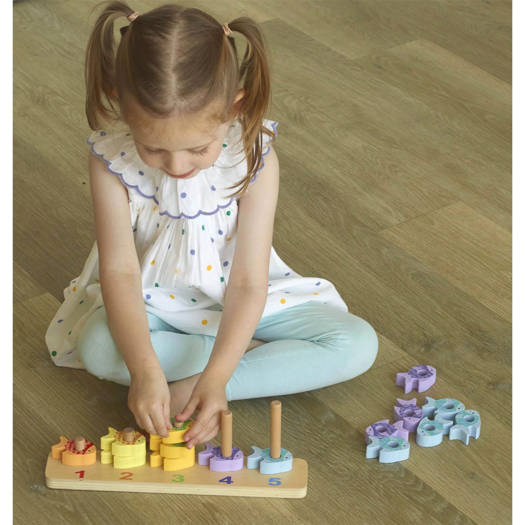 Orange Tree Toys Wooden Sea Life Counting Fish Game - Image 6