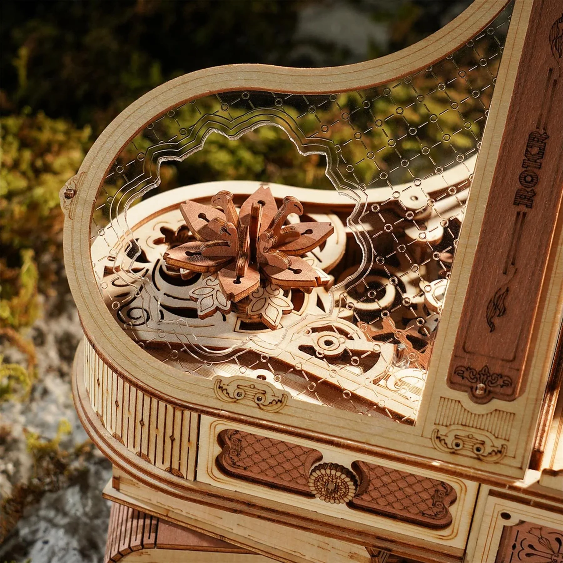 Robotime ROKR Magic Piano 3D Musical Box Wooden Model Kit - Image 5