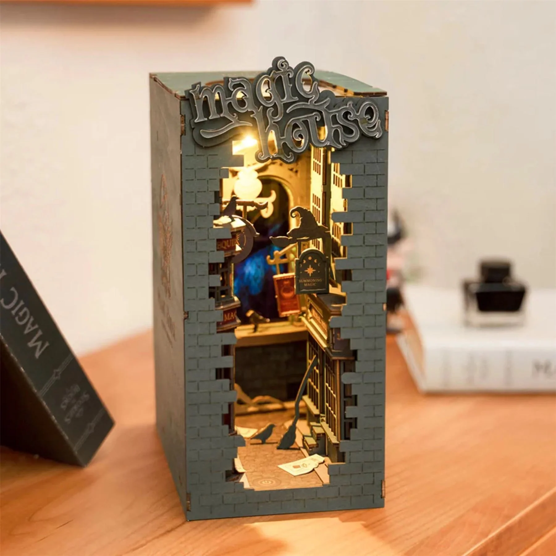 Robotime Rolife Self-Build Book Nook Building Kit - Image 10