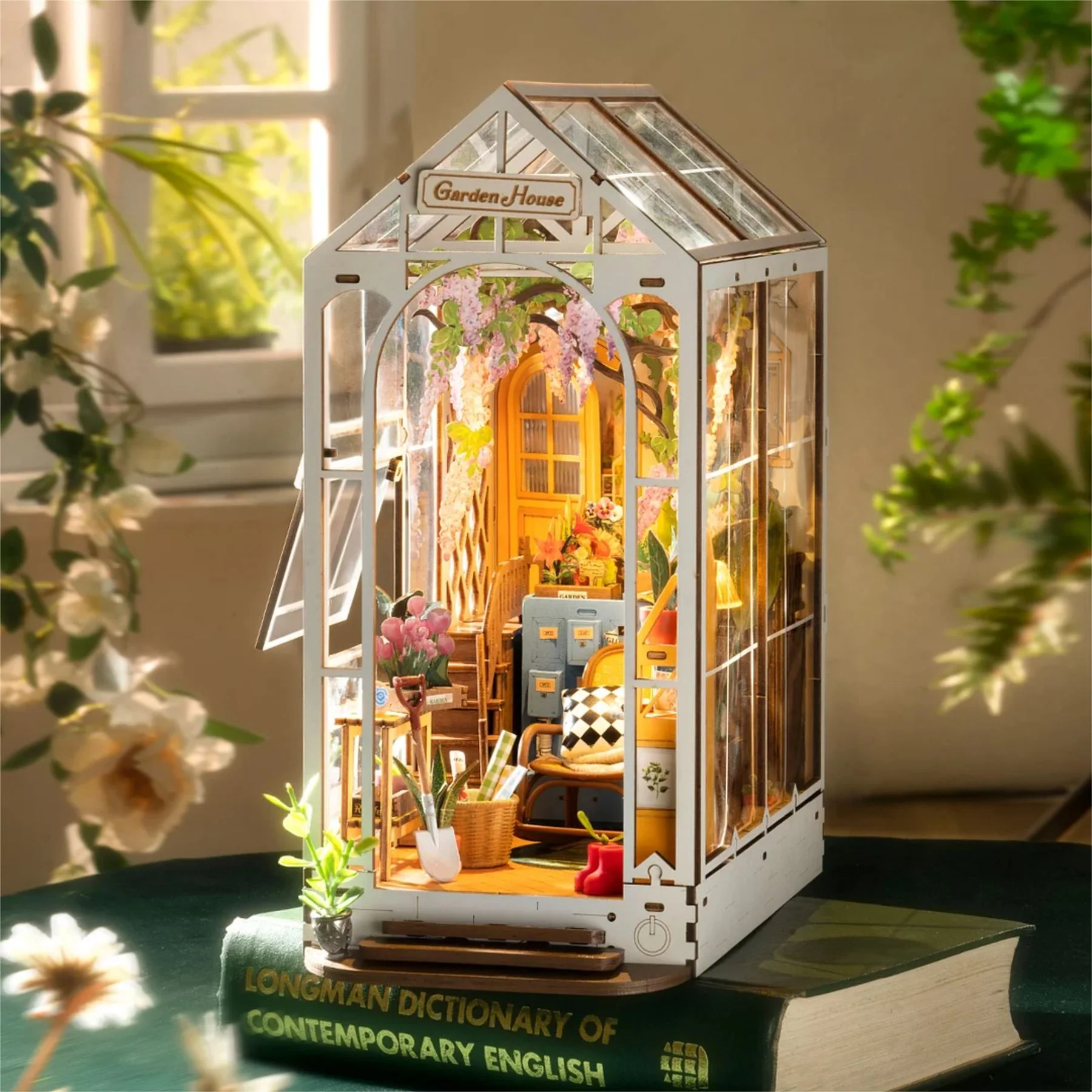 Robotime Rolife Self-Build Book Nook Building Kit - Image 36