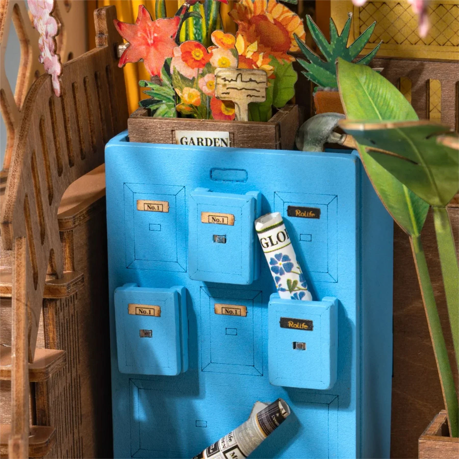 Robotime Rolife Self-Build Book Nook Building Kit - Image 39