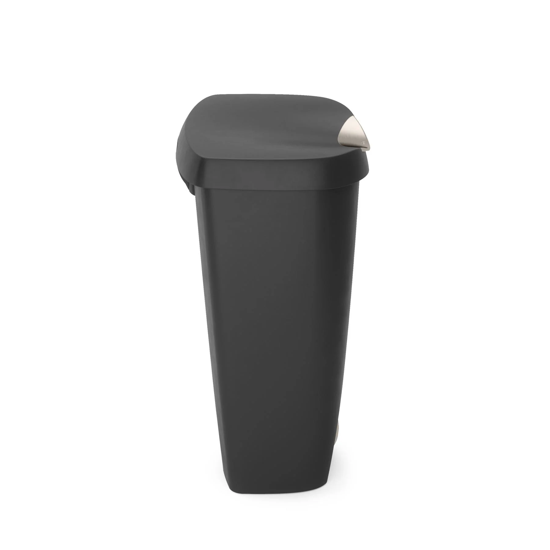 Umbra Brim Step On Soft-Close 50L Trash Can - Image 8