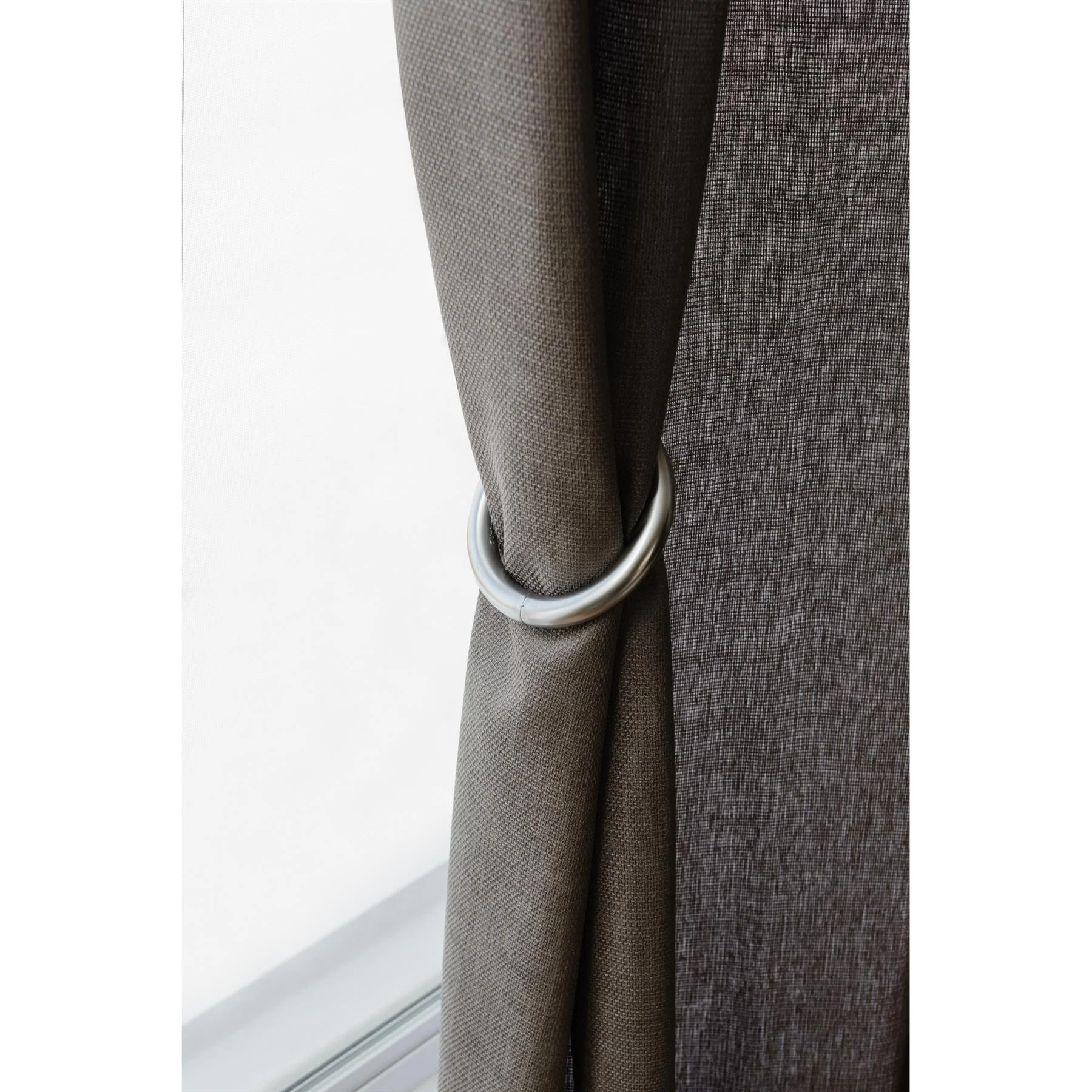 Umbra Halo Nickel Metal Magnetic Curtain Ties - Image 3
