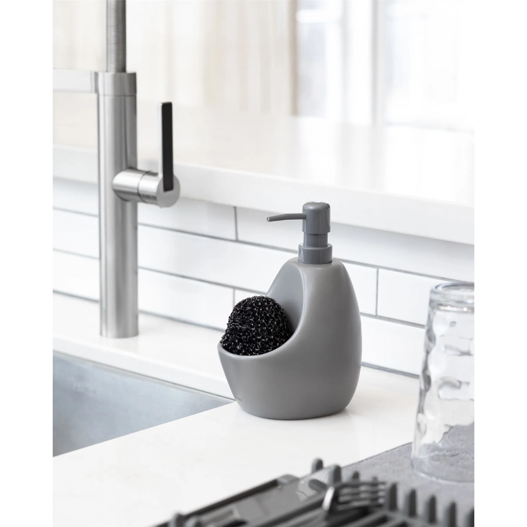 Umbra Joey Soap Pump & Scrubby - Image 6