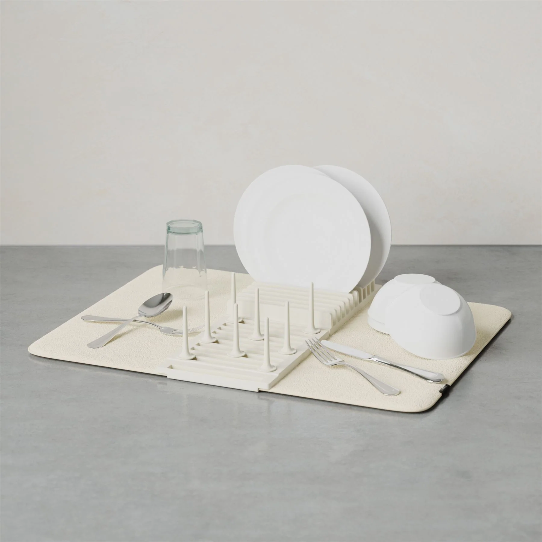 Umbra Udry Pack Away Dishrack with Drying Mat - Image 40