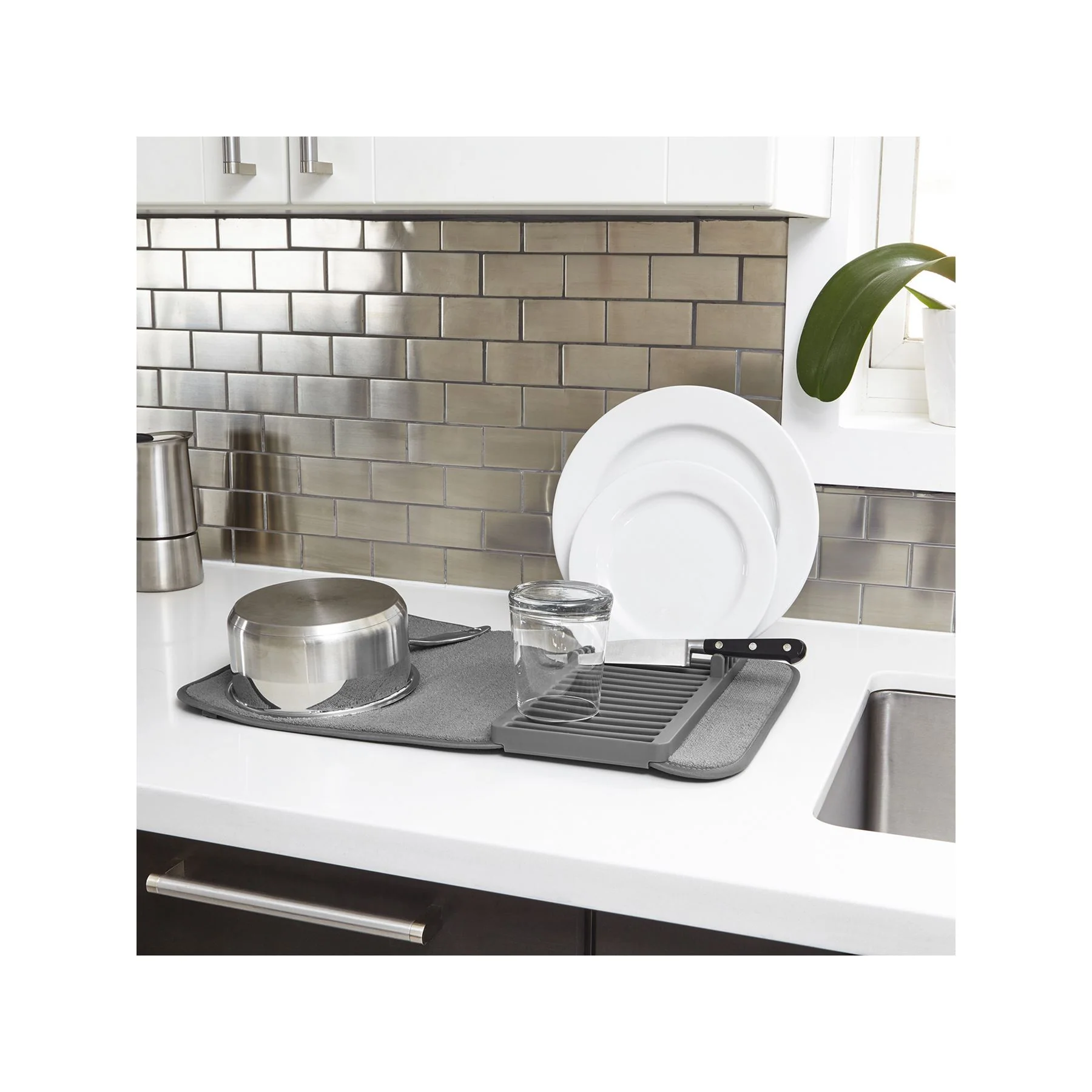 Umbra Udry Pack Away Dishrack with Drying Mat - Image 49